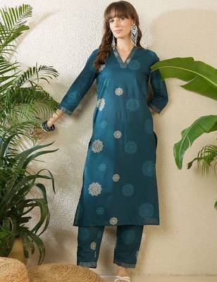 Women Floral Printed Regular Thread Work Pure Cotton Kurta with Trousers 1