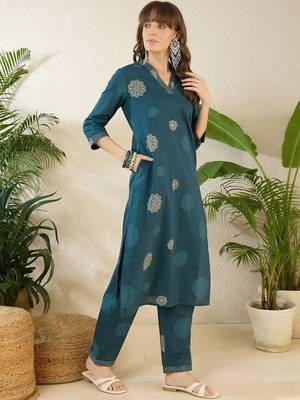 Women Floral Printed Regular Thread Work Pure Cotton Kurta with Trousers 3