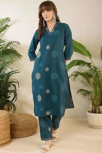 Women Floral Printed Regular Thread Work Pure Cotton Kurta with Trousers