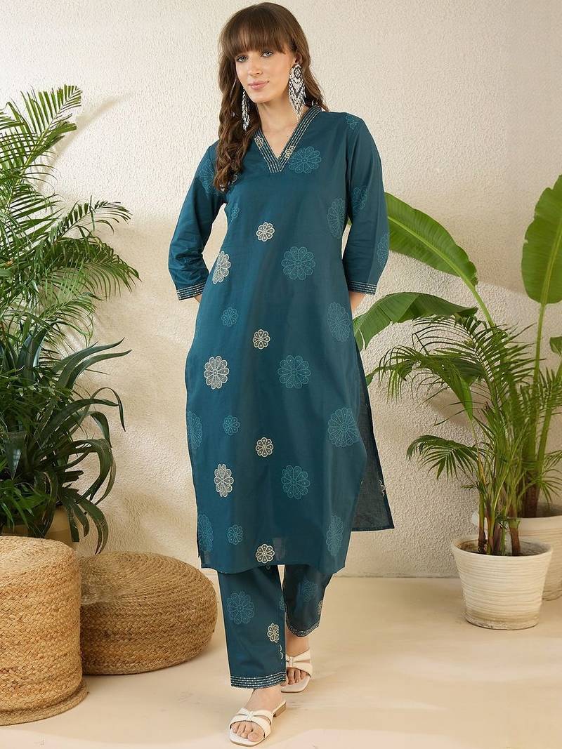 Women Floral Printed Regular Thread Work Pure Cotton Kurta with Trousers