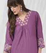 Floral Embroidered Thread Work Straight Kurta With Trousers