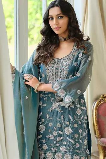 Women Ethnic Motifs Embroidered Regular Thread Work Kurta with Palazzos & With Dupatta