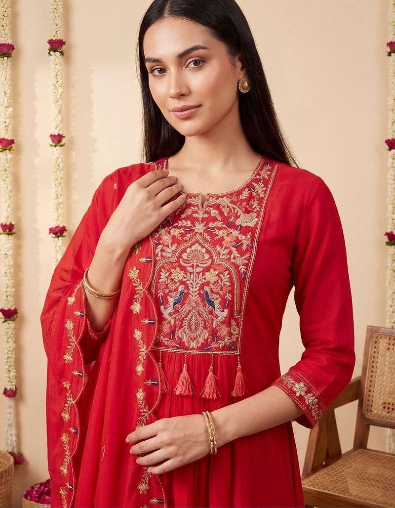 Women Ethnic Motifs Embroidered Empire Thread Work Kurta with Trousers & With Dupatta