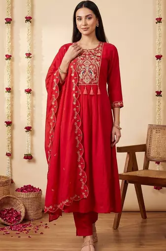 Women Ethnic Motifs Embroidered Empire Thread Work Kurta with Trousers & With Dupatta