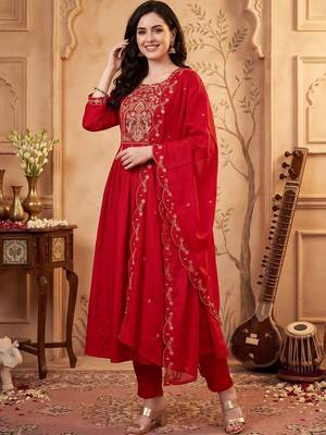 Women Ethnic Motifs Embroidered Regular Thread Work Kurta with Trousers & With Dupatta 5