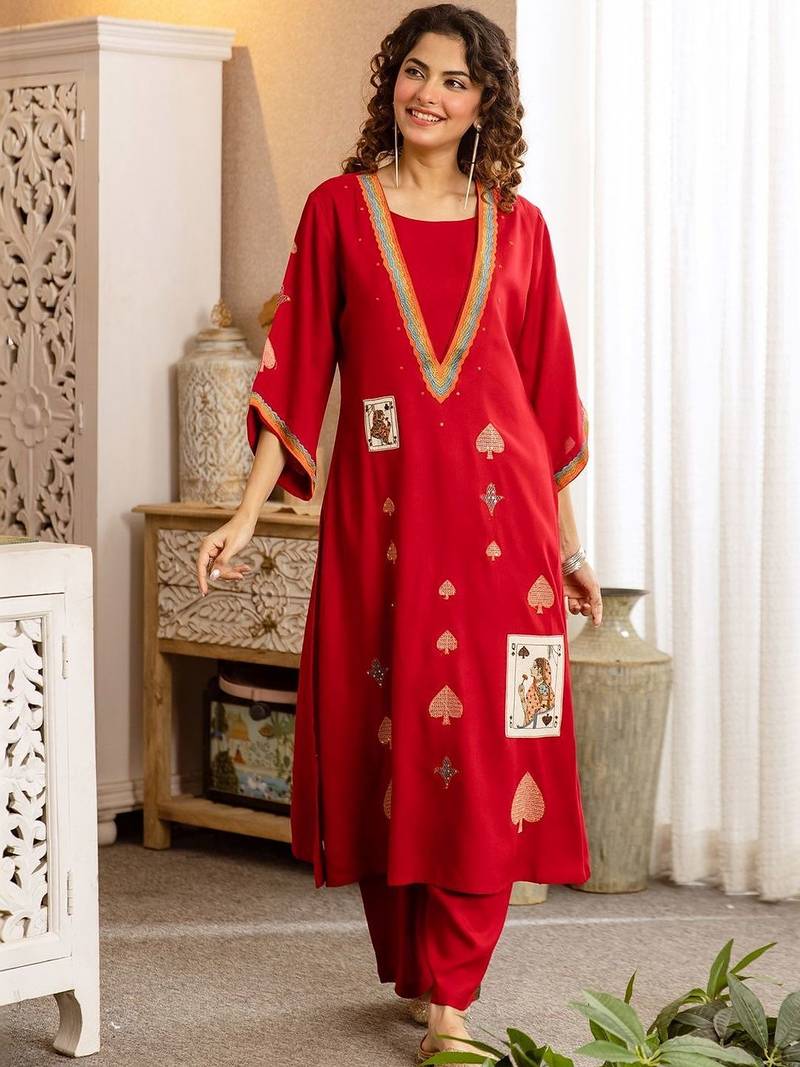 Women Ethnic Motifs Printed Regular Thread Work Kurta with Palazzos