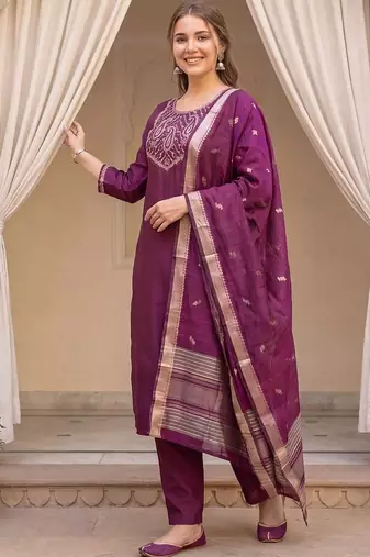 Women Paisley Embroidered Regular Kurta with Trousers & With Dupatta