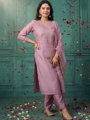 Women Ethnic Motifs Embroidered Regular Thread Work Kurta with Trousers & With Dupatta 6