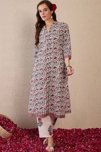 Women Floral Printed Regular  Cotton Kurta with Trousers