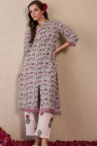 Women Floral Printed Regular Pure Cotton Kurta with Trousers