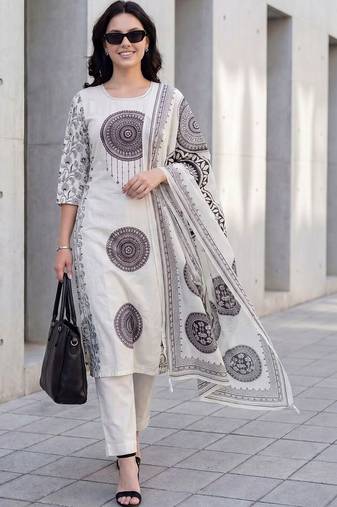 Women Ethnic Motifs Printed Regular  Cotton Kurta with Trousers & With Dupatta