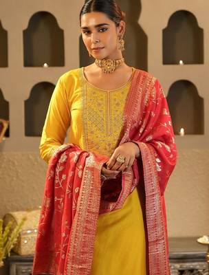 Women Ethnic Motifs Embroidered Regular Sequinned Kurta with Trousers & With Dupatta 1