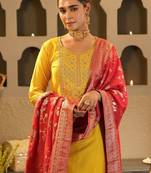 Women Ethnic Motifs Embroidered Regular Sequinned Kurta with Trousers & With Dupatta