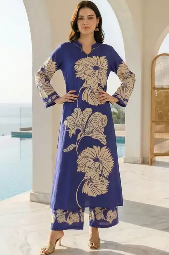Women Floral Printed Regular Kurta with Palazzos