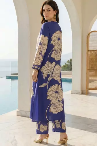 Women Floral Printed Regular Kurta with Palazzos