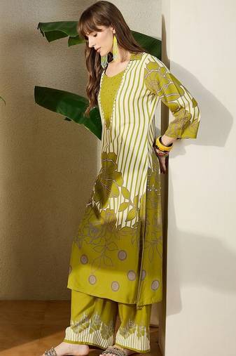 Women Floral Printed Regular Beads and Stones Kurta with Palazzos
