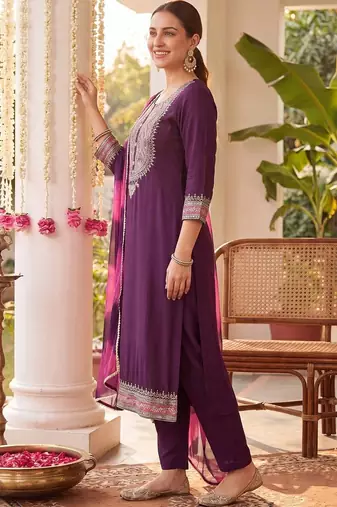 Women Ethnic Motifs Embroidered Regular Thread Work Kurta with Trousers & With Dupatta