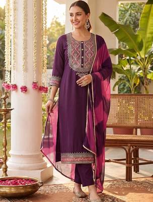 Women Ethnic Motifs Embroidered Regular Thread Work Kurta with Trousers & With Dupatta 6