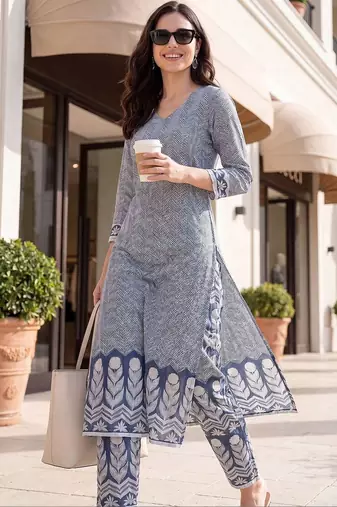 Women Printed Regular Pure Cotton Kurta with Trousers