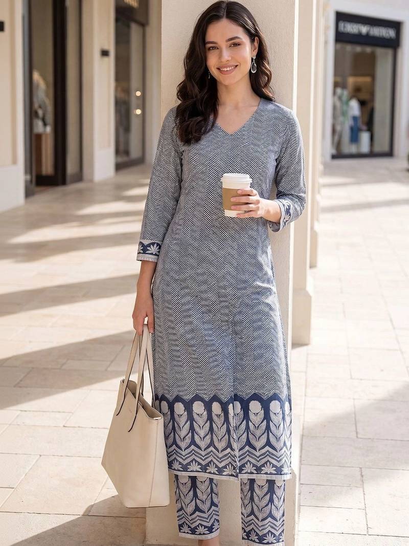 Women Printed Regular Pure Cotton Kurta with Trousers