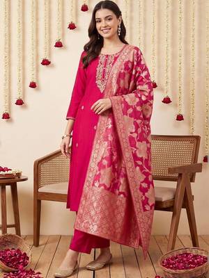 Women Ethnic Motifs Embroidered Regular Thread Work Kurta with Trousers & With Dupatta 4