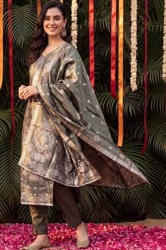Women Ethnic Motifs Regular Kurta with Trousers & With Dupatta
