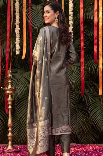 Women Ethnic Motifs Regular Kurta with Trousers & With Dupatta