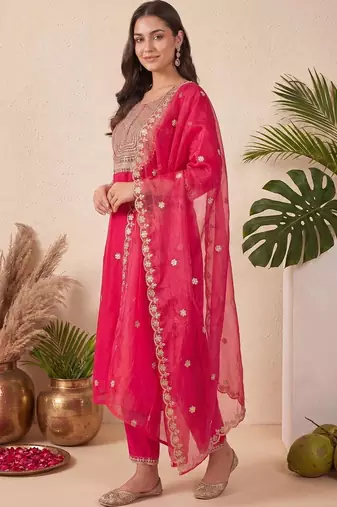 Women Ethnic Motifs Embroidered Regular Kurta with Trousers & With Dupatta