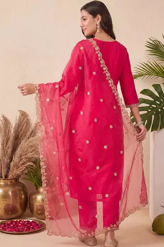 Women Ethnic Motifs Embroidered Regular Kurta with Trousers & With Dupatta