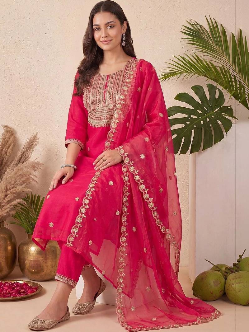 Women Ethnic Motifs Embroidered Regular Kurta with Trousers & With Dupatta