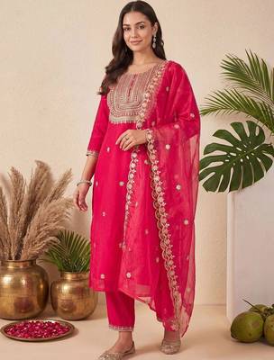 Women Ethnic Motifs Embroidered Regular Kurta with Trousers & With Dupatta 6