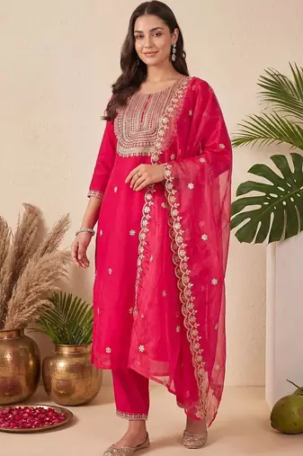 Women Ethnic Motifs Embroidered Regular Kurta with Trousers & With Dupatta