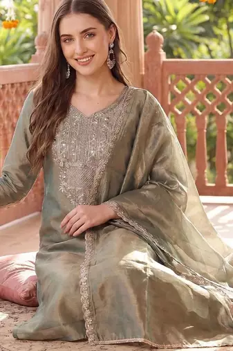Women Ethnic Motifs Embroidered Regular Thread Work Liva Kurta with Trousers & With Dupatta