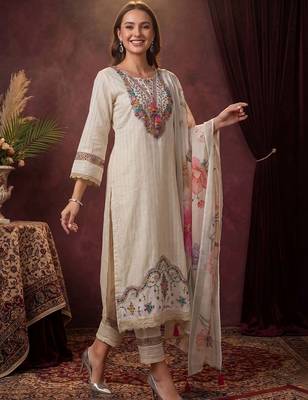 Women Ethnic Motifs Regular Thread Work Pure Cotton Kurta with Trousers & With Dupatta 6