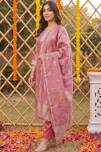 Women Ethnic Motifs Regular Kurta with Trousers & With Dupatta