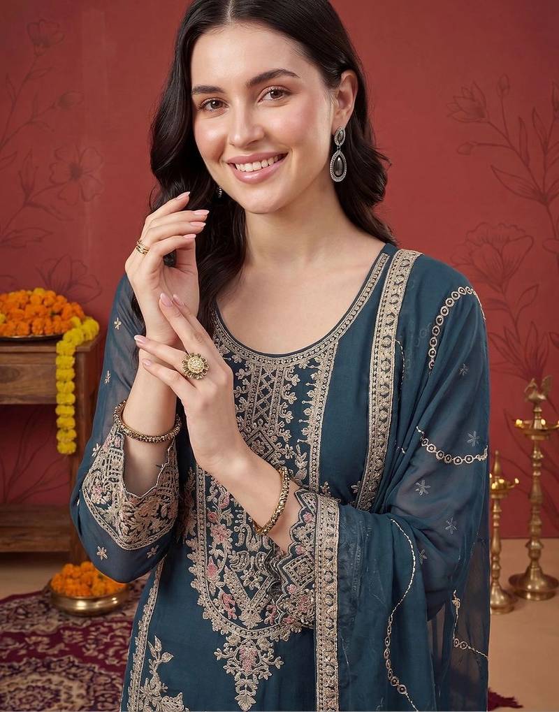Women Ethnic Motifs Embroidered Regular Thread Work Kurta with Trousers & With Dupatta