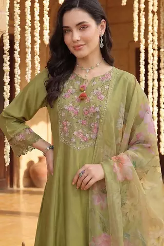 Women Floral Embroidered Regular Thread Work Liva Kurta with Trousers & With Dupatta
