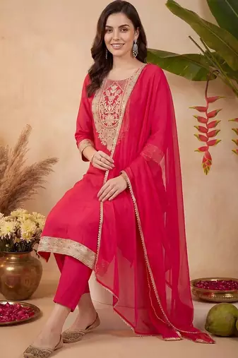 Women Ethnic Motifs Embroidered Regular Kurta with Trousers & With Dupatta