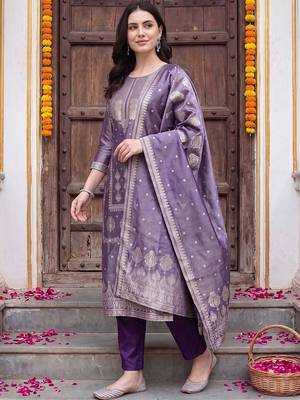 Women Ethnic Motifs Regular Kurta with Trousers & With Dupatta 1