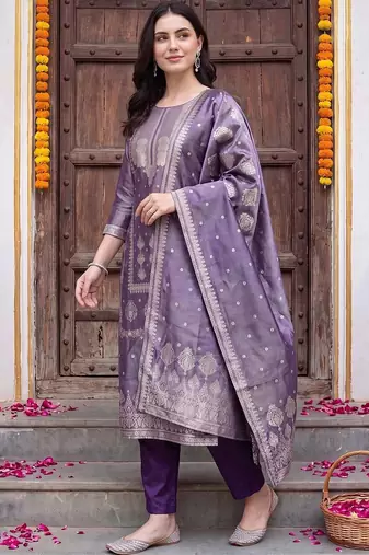 Women Ethnic Motifs Regular Kurta with Trousers & With Dupatta