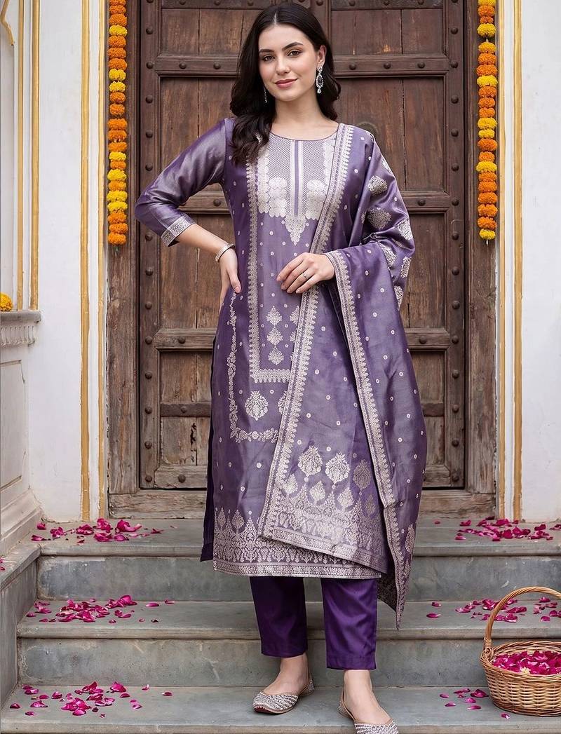 Women Ethnic Motifs Regular Kurta with Trousers & With Dupatta