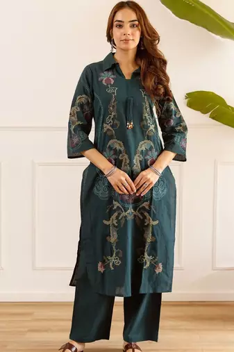 Women Ethnic Motifs Embroidered Regular Thread Work Kurta with Trousers