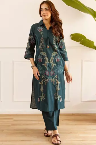 Women Ethnic Motifs Embroidered Regular Thread Work Kurta with Trousers