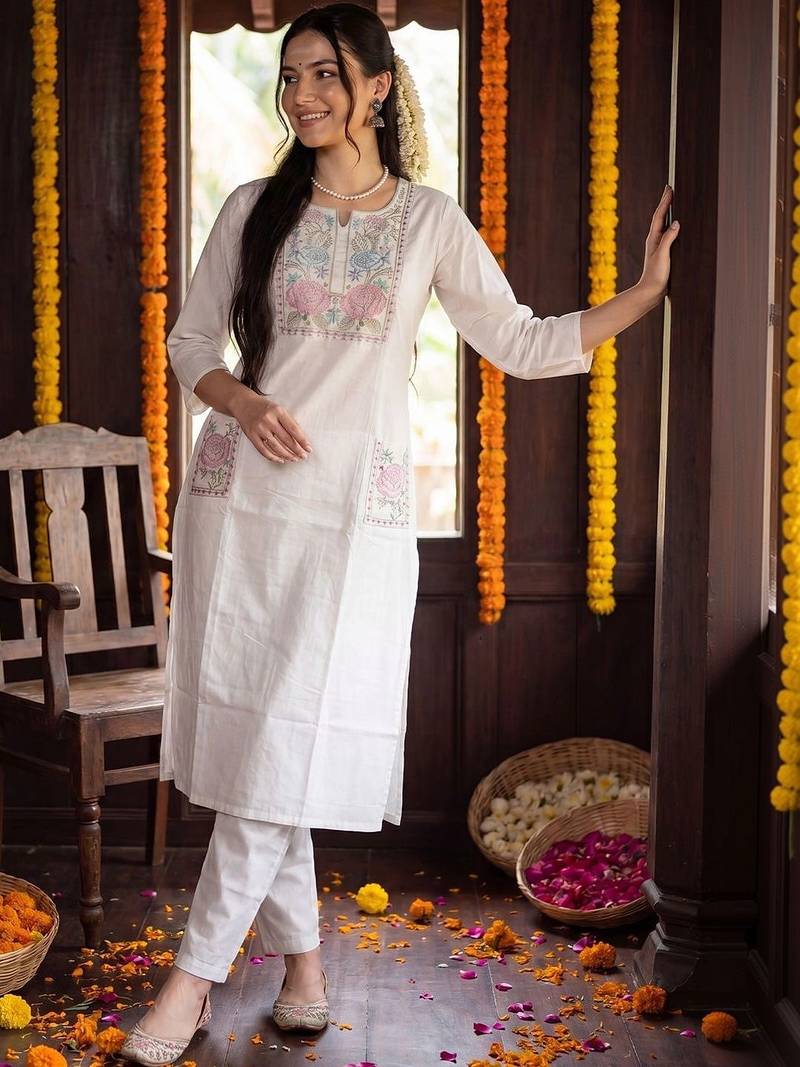 Women Floral Embroidered Regular Thread Work Pure Cotton Kurta with Trousers