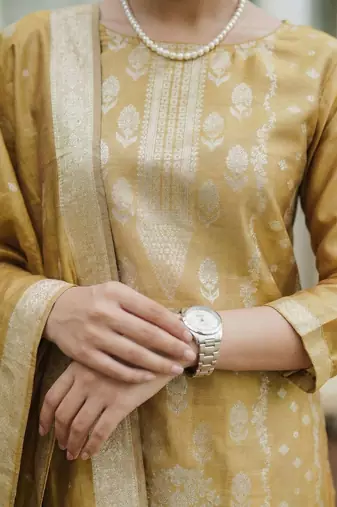Women Regular Kurta with Trousers & With Dupatta