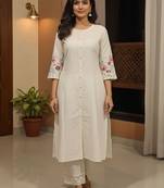 Women Floral Embroidered Regular Thread Work Kurta with Trousers