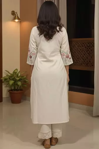 Women Floral Embroidered Regular Thread Work Kurta with Trousers