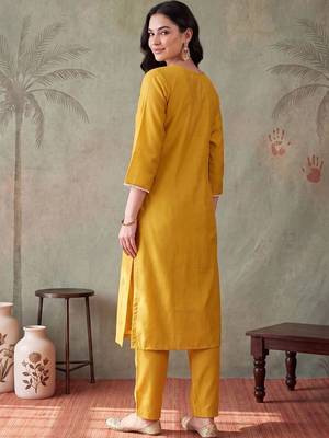 Women Ethnic Motifs Embroidered Regular Thread Work Kurta with Trousers & With Dupatta 4