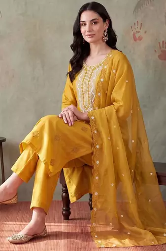 Women Ethnic Motifs Embroidered Regular Thread Work Kurta with Trousers & With Dupatta