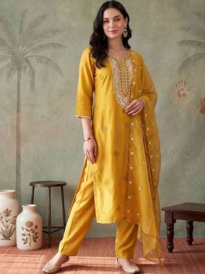 Women Ethnic Motifs Embroidered Regular Thread Work Kurta with Trousers & With Dupatta 6